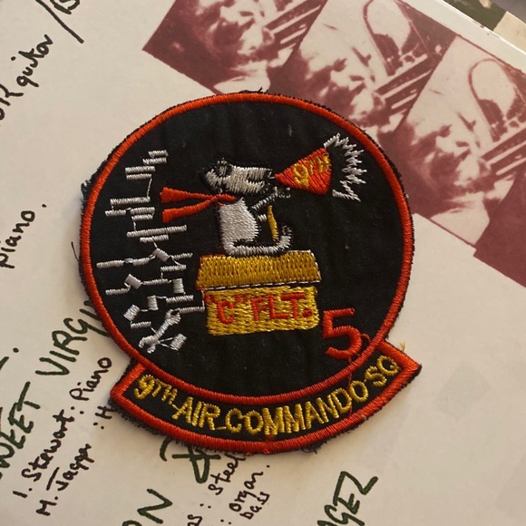 Vintage Charlie Flight SNOOPY 9th Air Commandos PSY OPS Patch - Picture 2 of 4